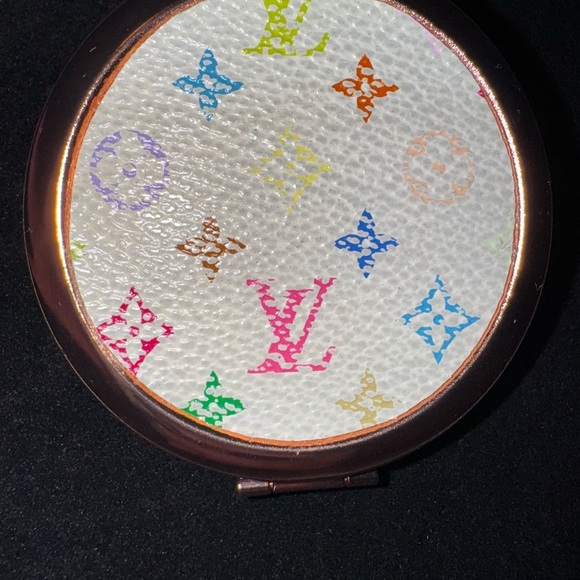 Luxcycled L V Multicolor Murakami Rose gold Compact Mirror - Picture 2 of 10